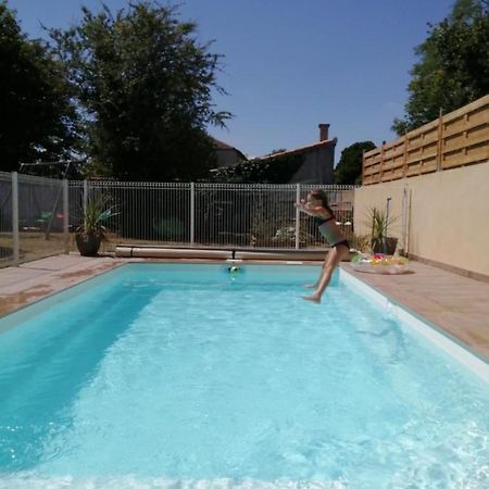 Les Tourterelles Bed & Breakfast Chabournay Bagian luar foto