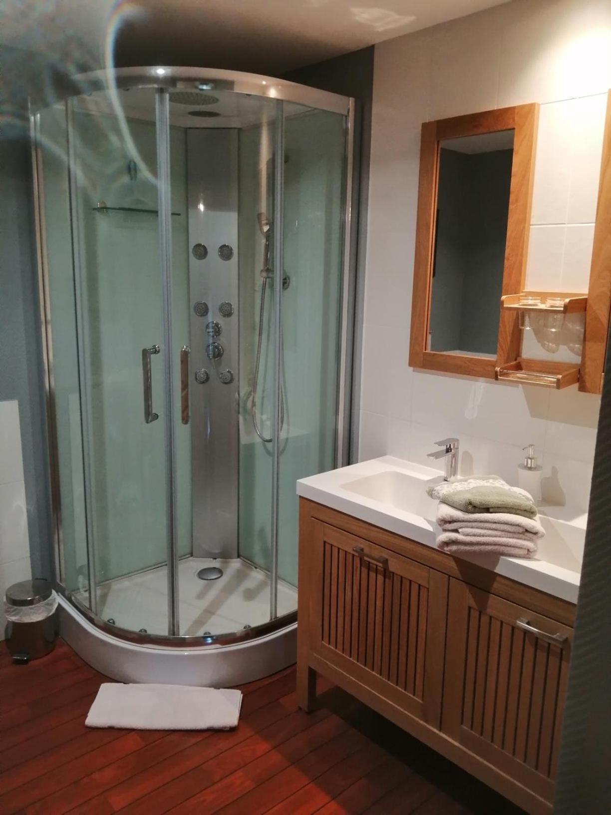 Les Tourterelles Bed & Breakfast Chabournay Bagian luar foto