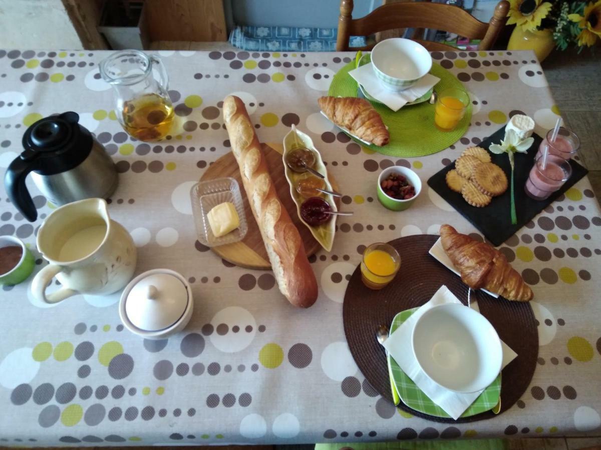 Les Tourterelles Bed & Breakfast Chabournay Bagian luar foto