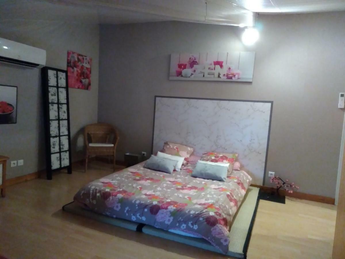 Les Tourterelles Bed & Breakfast Chabournay Bagian luar foto