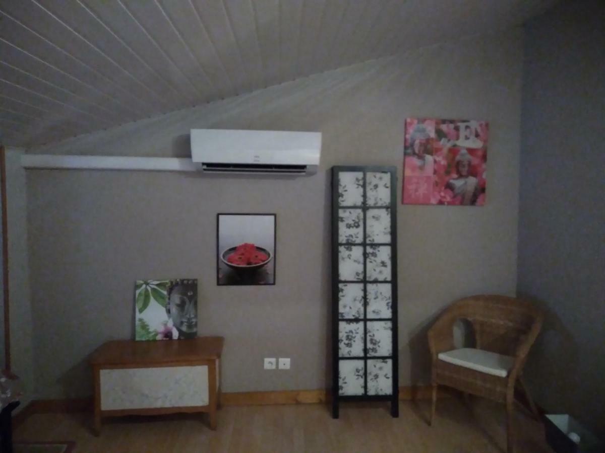 Les Tourterelles Bed & Breakfast Chabournay Bagian luar foto